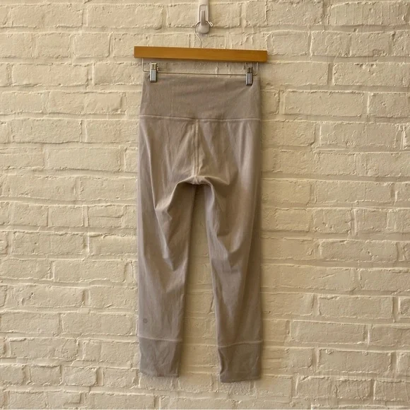 Lululemon || Wunder Under Crop 23"  Ribbed in Washed French Clay Gray Beige 4 - Picture 4 of 11